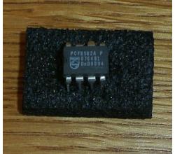 PCF 8582 A ( 256 x 8-bit CMOS EEPROM mit I2C-bus interface )
